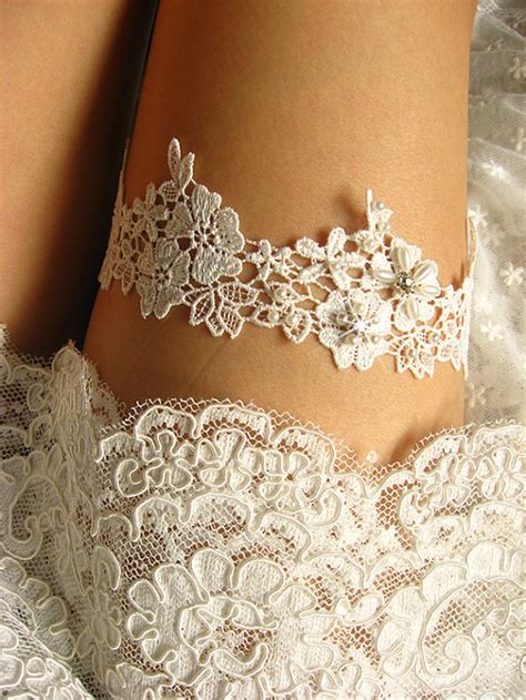 where can i buy a bridal garter|brides garter for wedding day.